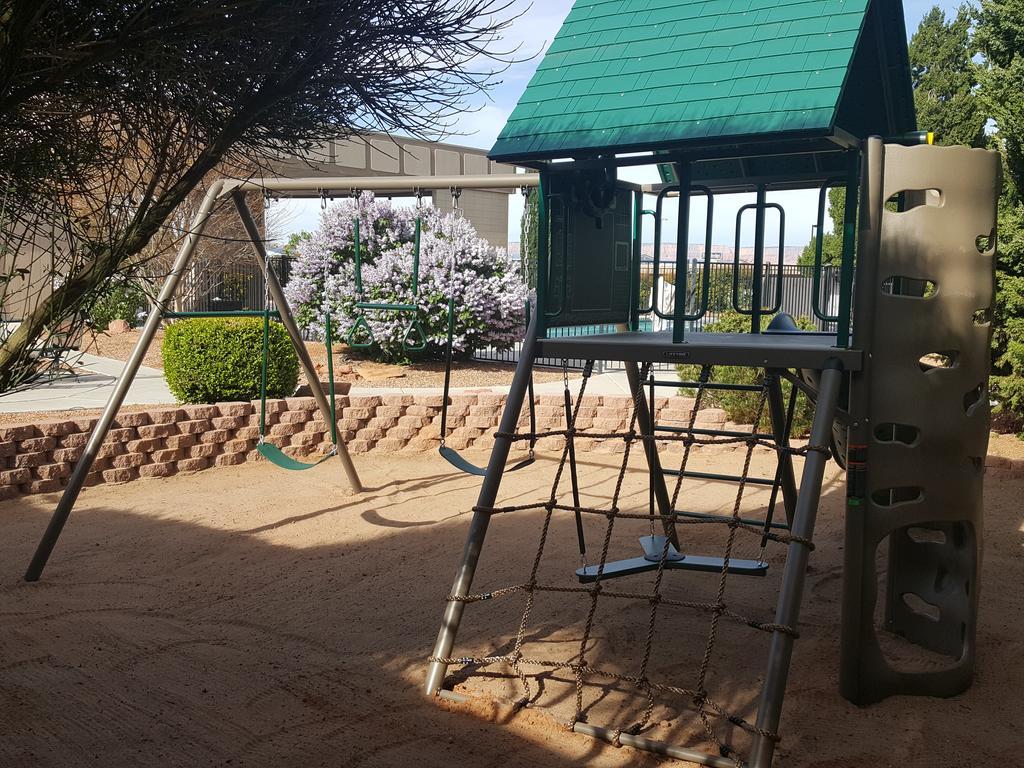 Lake Powell Canyon Inn Page Bagian luar foto