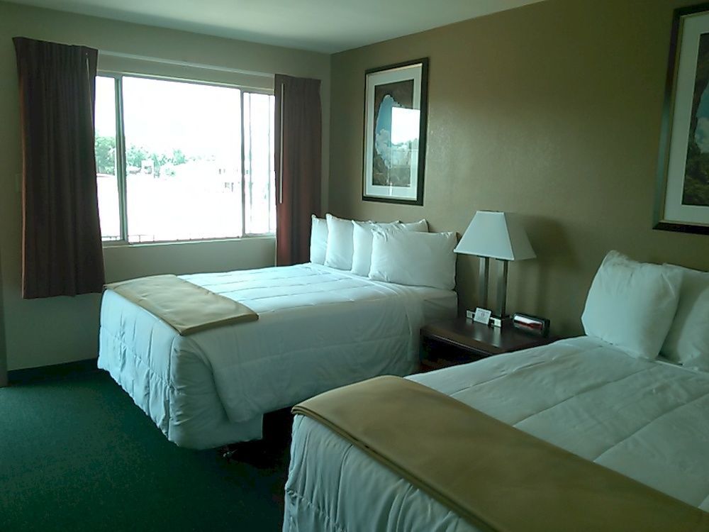 Lake Powell Canyon Inn Page Bagian luar foto