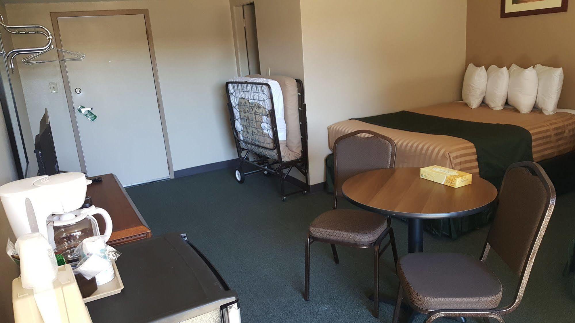Lake Powell Canyon Inn Page Bagian luar foto