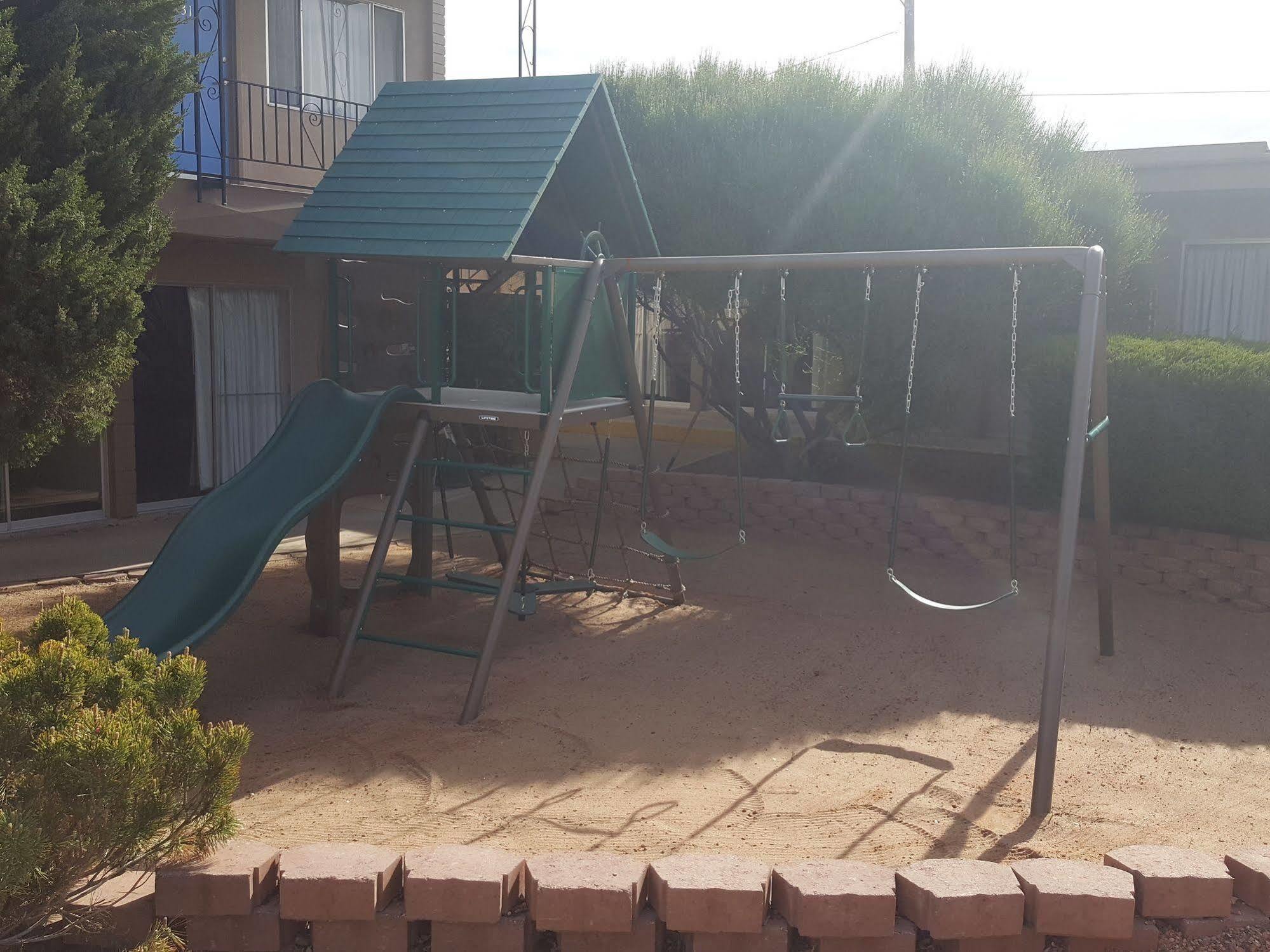 Lake Powell Canyon Inn Page Bagian luar foto